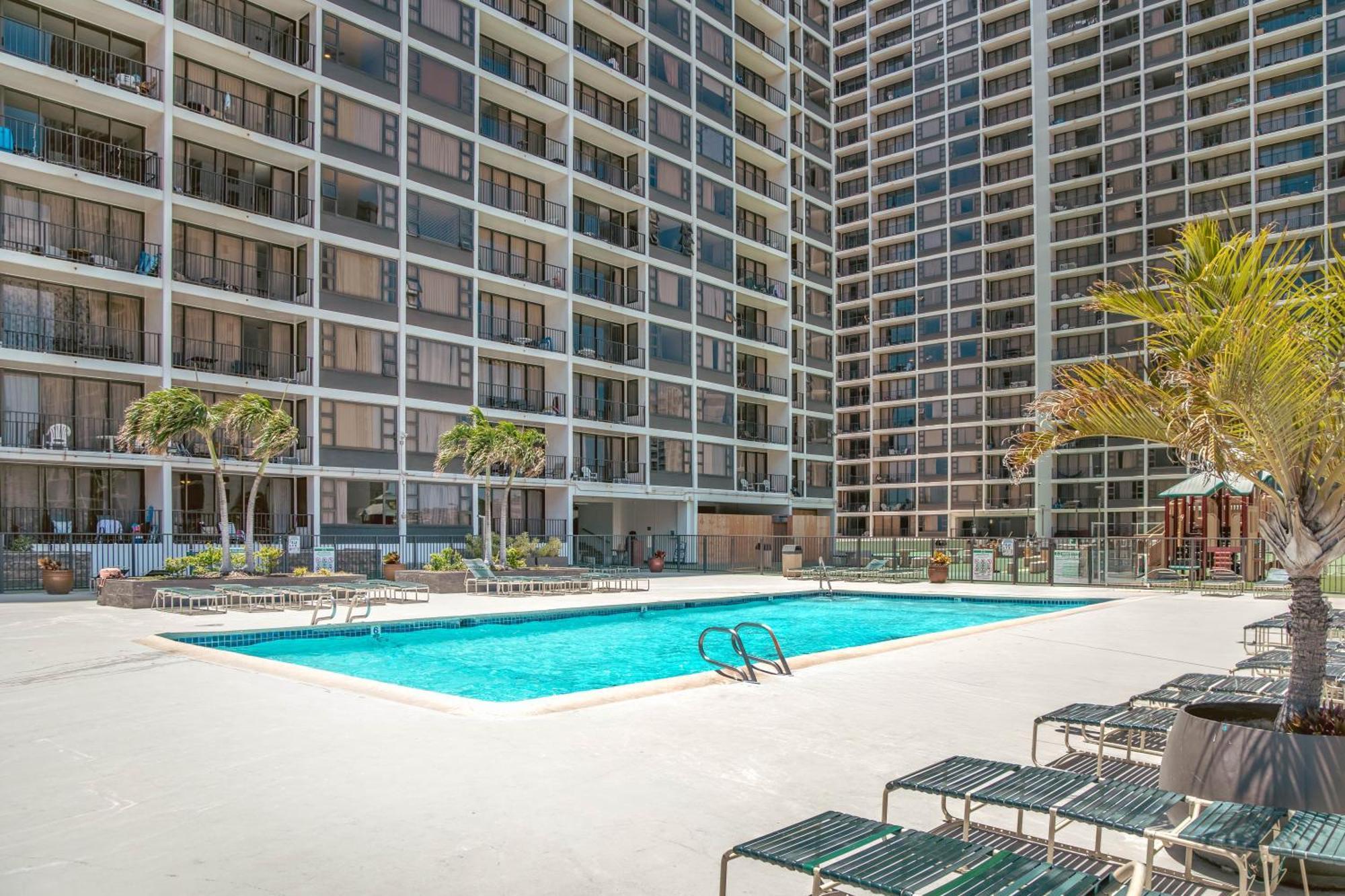 Apartment Rare Deluxe Ocean View Gem With Free Parking *